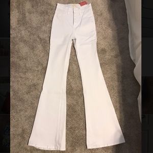 Vestique White Jeans